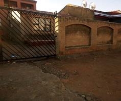 House for sale in Meadowlands East