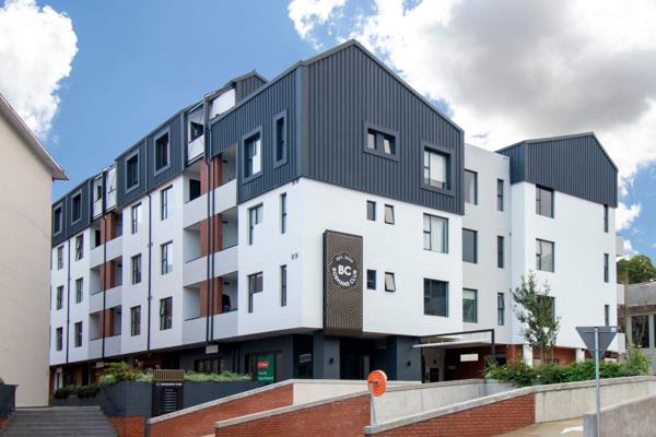Bosmans Club&#39;s architecture has a strong industrial feel in a fusion of wood, steel and glass, designed for a secure and luxury ...