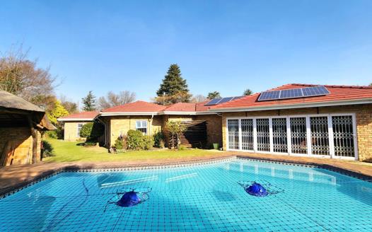 3 Bedroom House for sale in Farrarmere