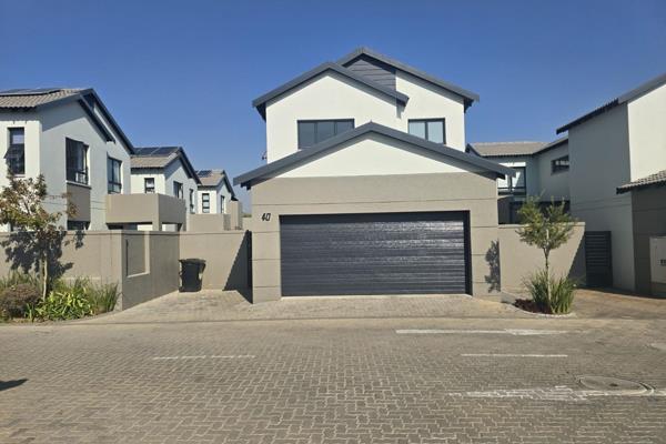 Nestled in the heart of Broadacres, this private, free-standing 3 bedroom double storey ...