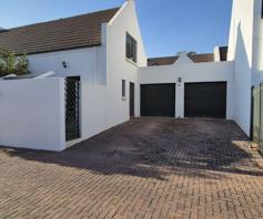 Townhouse for sale in Faerie Glen