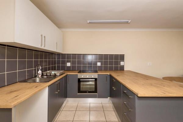 One-Bedroom Flat in Kensington, Johannesburg – Available to Rent

Spacious one-bedroom ...