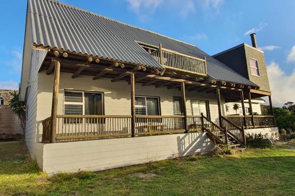 JOINT MANDATE 
House plus guest flat
This is a charming 4-bedroom 3-bathroom house with ...