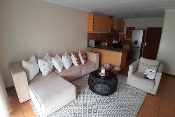 SOLE MANDATE - Two Bedroom Apartment on 1st Floor in Sunninghill at a GREAT ...