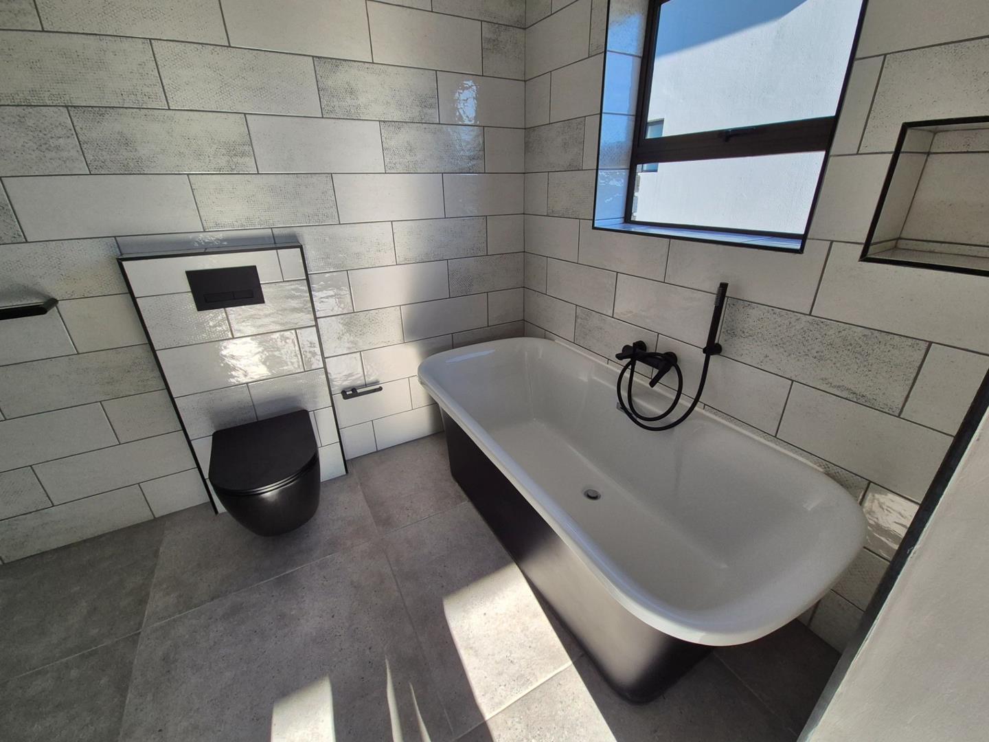 Photo of 3 Bedroom House for sale in Dana Bay