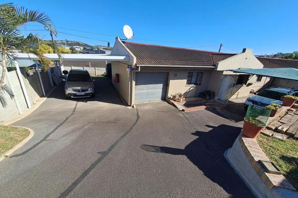Welcome to this stunning three-bedroom townhouse located in a well-maintained complex in the heart of Malvern. Offering a harmonious ...
