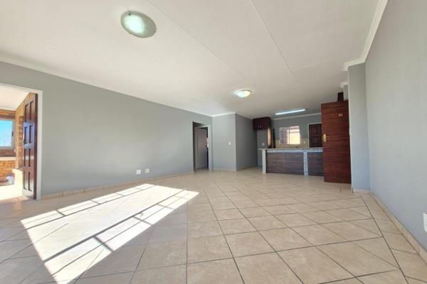 Positioned on Taurus Road in the heart of Sundowner, this spacious 104m² corner ...