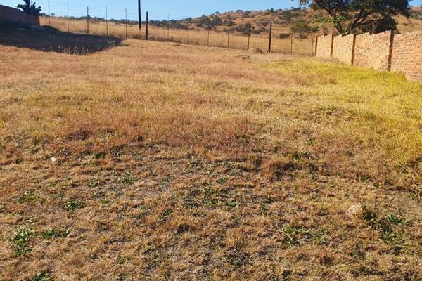 EXCLUSIVE TO RE/MAX WINNERS
This 659m&#178; vacant stand is perfectly situated within a secured estate, offering peace of mind and a ...
