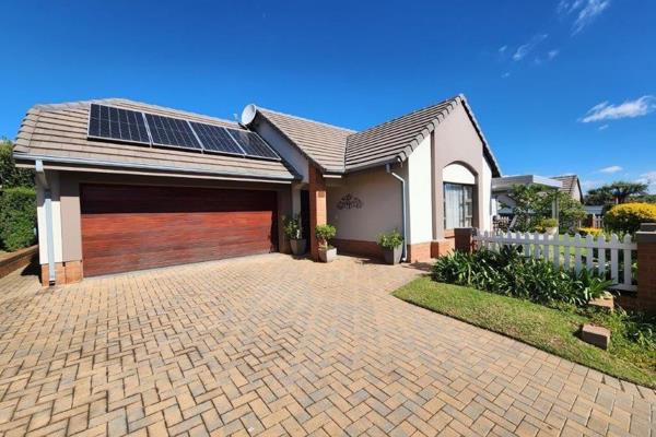 Renovated 3 bedroom, 2 bathroom, double garage simplex in Douglasdale retirement ...