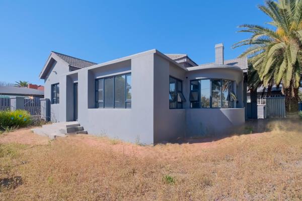 An outstanding opportunity to purchase a &#177;376m&#178; commercial property 1.59km ...