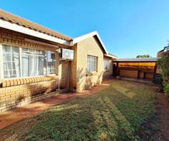 House for sale in Thatchfield Estate