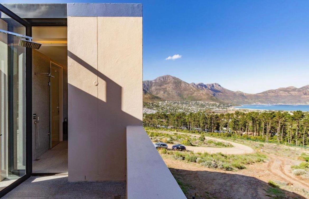 Photo of 4 Bedroom House for sale in Klein Leeukop Estate