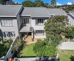 Townhouse for sale in Morningside Manor