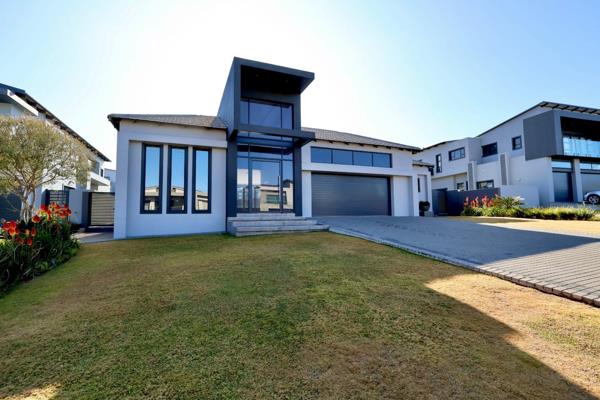 Stylishly 4-Bedroom Home in Eye of Africa Golf Estate – No Transfer Duty

Modern ...