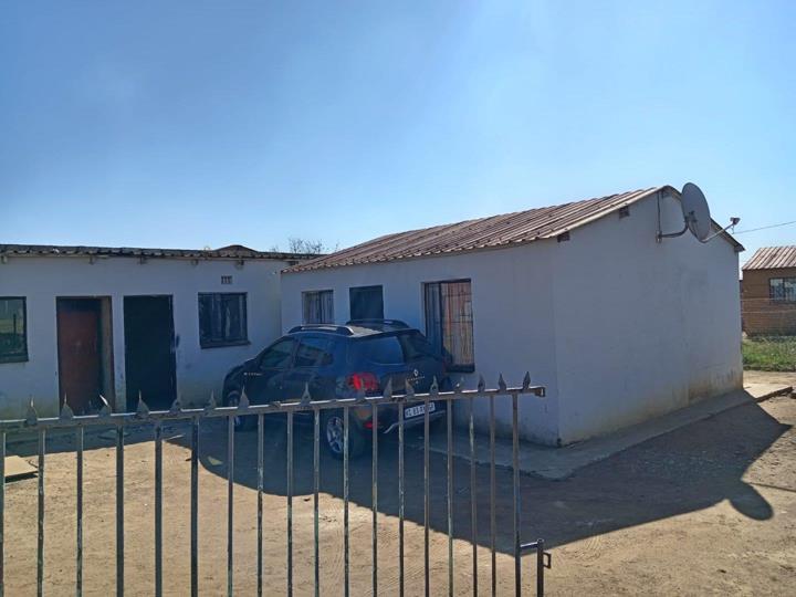 4 Bedroom House for sale in Palm Ridge - P24-116135687