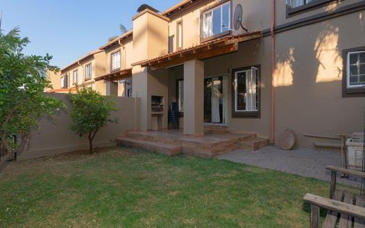 3 Bedroom Townhouse for sale in Eden Glen