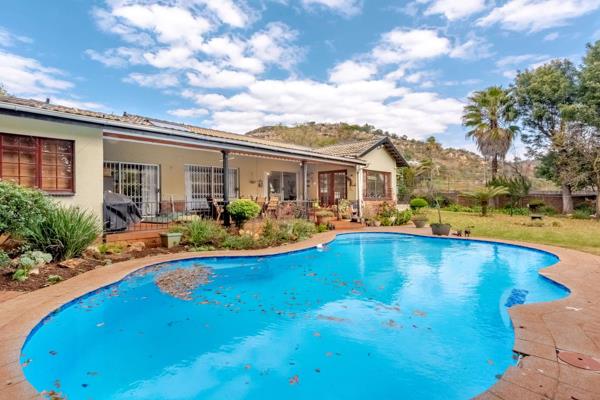Lovely family home, oozing character and charm.

Size will surprise you!

Well ...