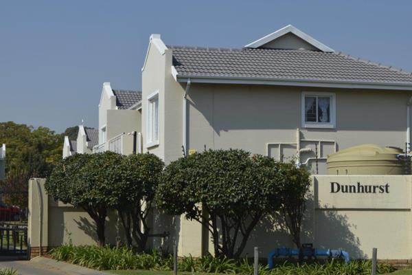 Very Neat Unit  
Kitchen 
Lounge 
2 Bedrooms 
2 Bathrooms 
Small Study Area / ...