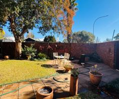 Townhouse for sale in Memorial Road Area