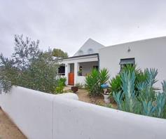 House for sale in Velddrif