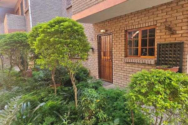 GROUNDFLOOR with a lock-up GARAGE... this combo does not come along very often!

A ...
