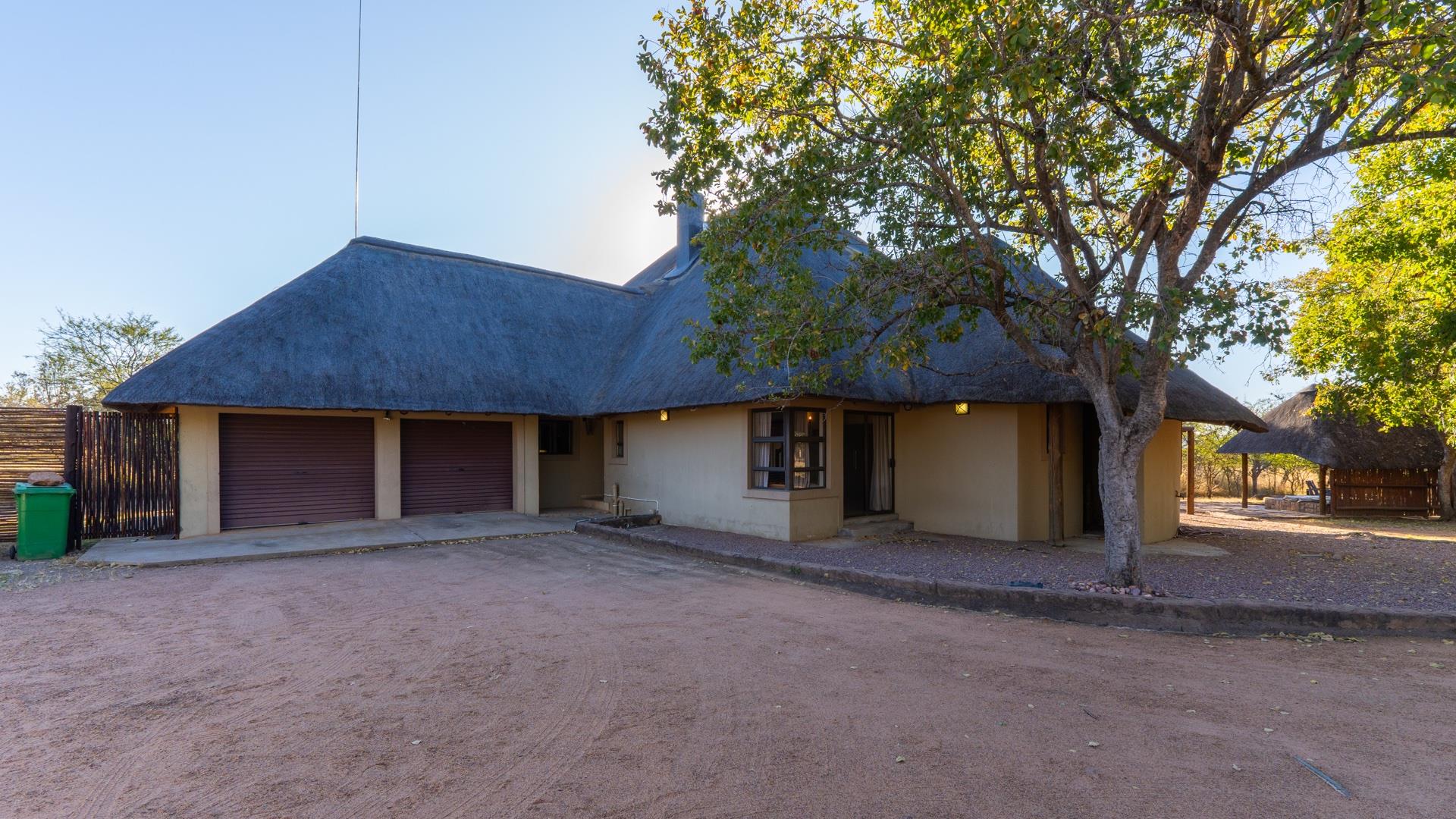 4 Bedroom House for sale in Bela Bela Rural - 99 Zebula Golf Estate ...