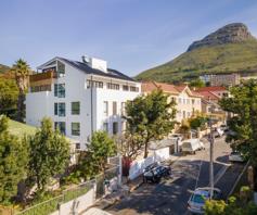 Apartment / Flat for sale in Oranjezicht