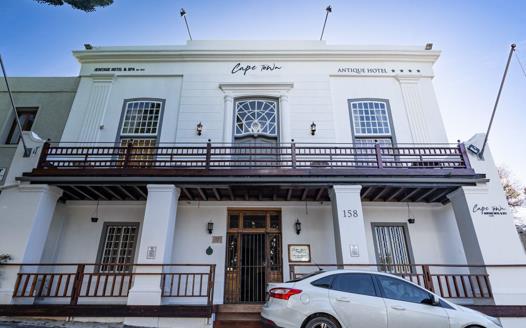 7 Bedroom House for sale in Cape Town City Centre