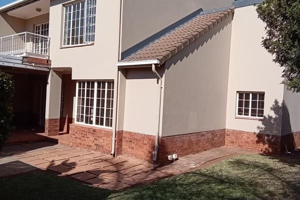 We highly recommend!
Three luxury sized bedrooms.
Entertainment size living and dining room.
Love a large kitchen?
Finally enough ...