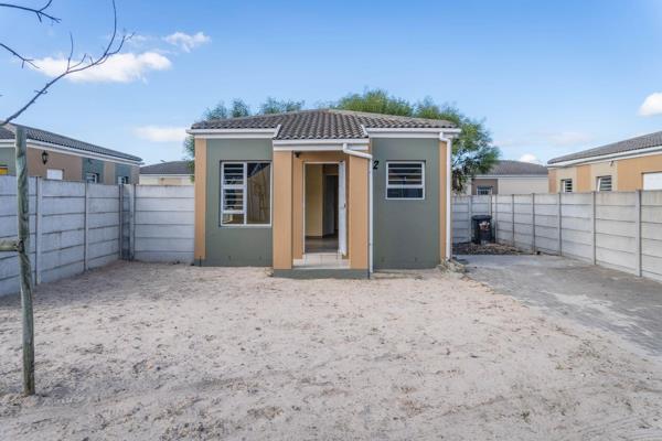 Tucked away in a peaceful part of Bella Donna Estate, this neat and low-maintenance ...