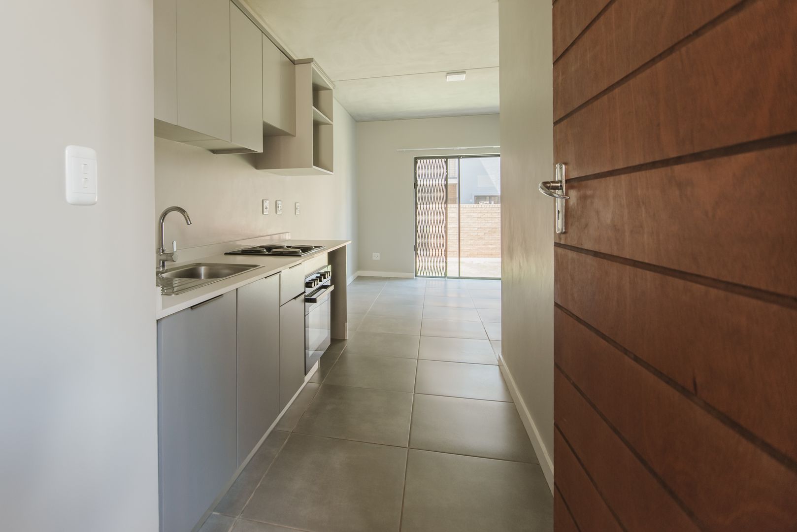 1 Bedroom Apartment / flat to rent in Sinoville - 221 True North, 144 ...