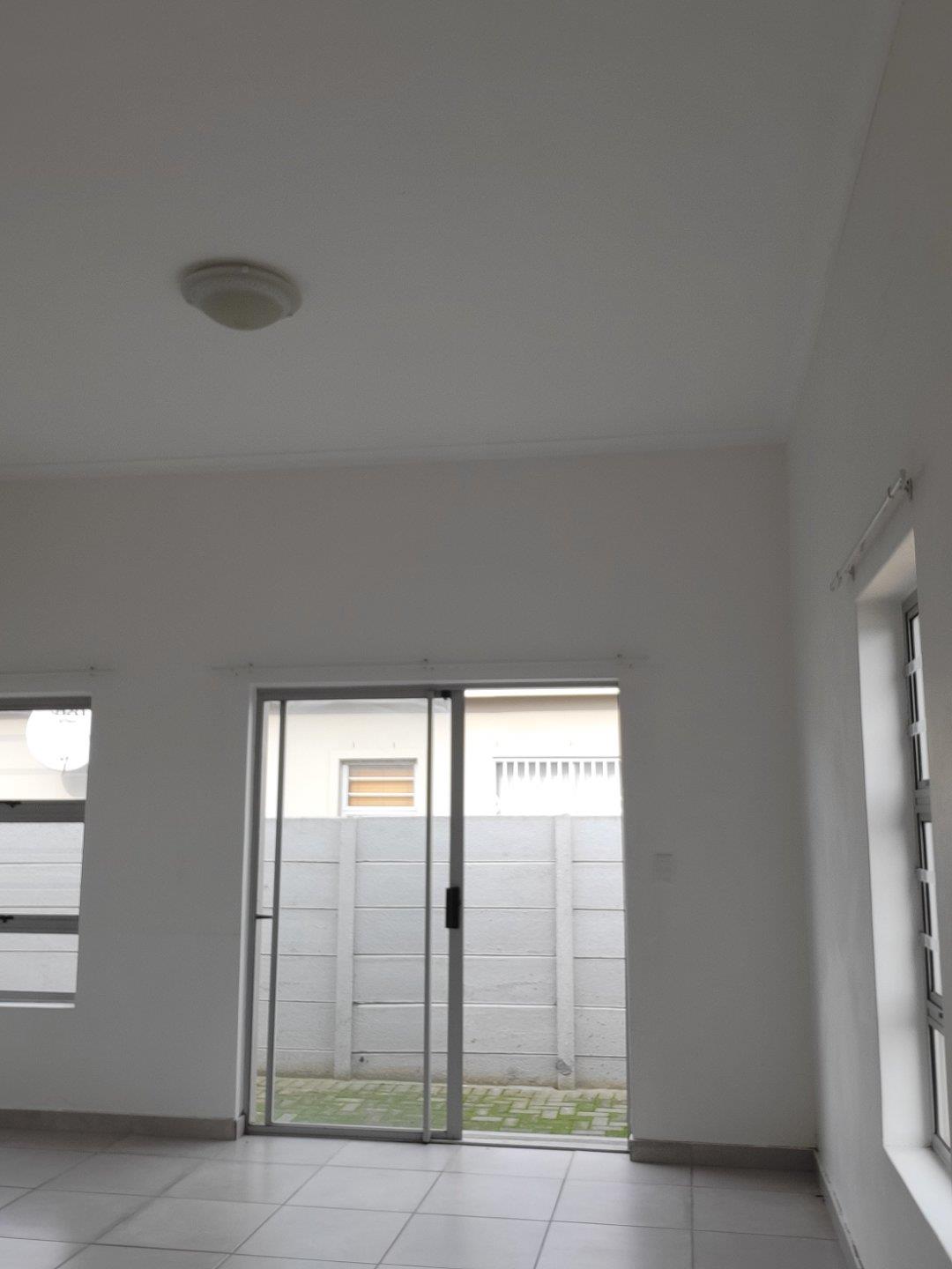 3 Bedroom House for sale in Zonnendal