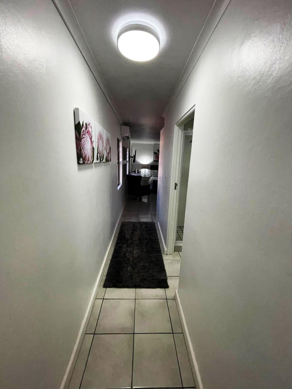Photo of 1 Bedroom Apartment / flat to rent in Bluewater Bay