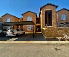 Apartment / Flat for sale in Honeypark