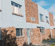 Apartment / Flat for sale in Penlyn Estate