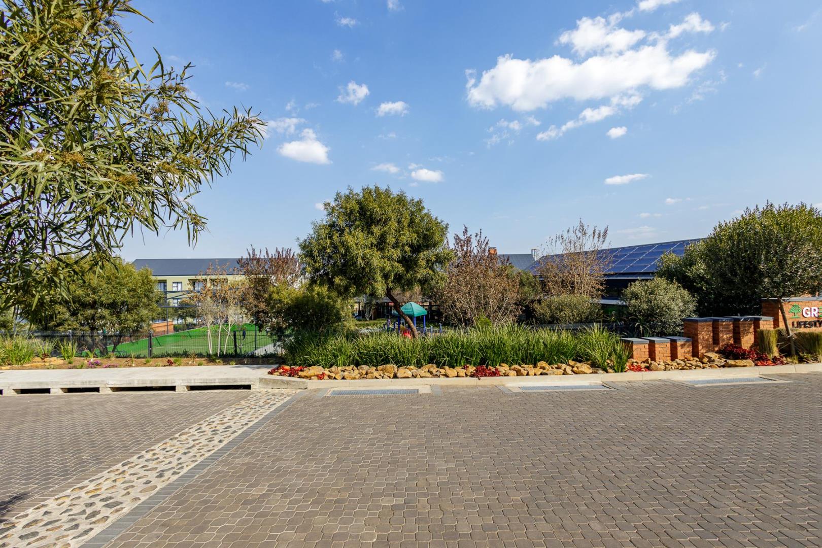 2 Bedroom Townhouse for sale in Witfield - Corner Pretoria Road and ...