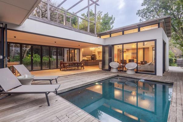 4 Bedroom House for sale in Claremont Upper - 9 Hillwood Avenue