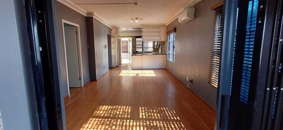 2 Bedroom Apartment / flat for sale in Glenwood - 29 Clark Square, 260 ...