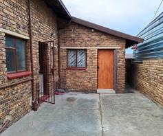 House for sale in Meadowlands East