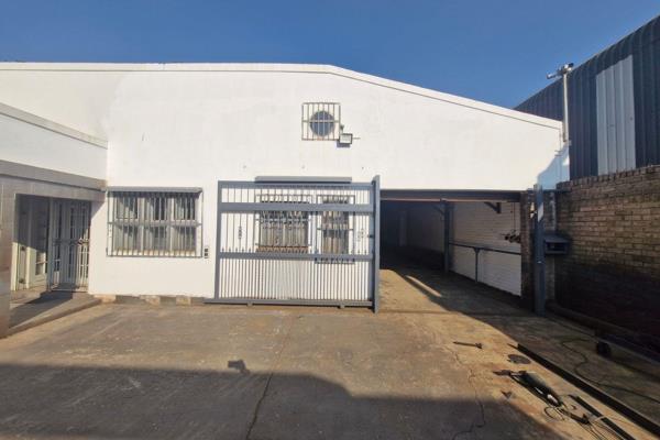 Available for sale in Glenesk, Johannesburg, this well-maintained industrial warehouse offers a functional layout ideal for light manufacturing, storage, or distribution. The property features a spacious paved yard, providing ...