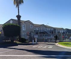 Apartment / Flat for sale in Oakglen