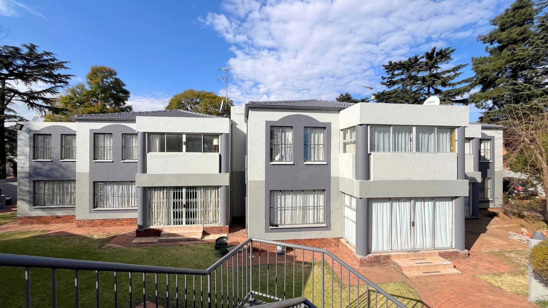 Parkhill Gardens Property : Property and houses for sale in Parkhill ...