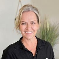 Agent profile for Debbie Cloete