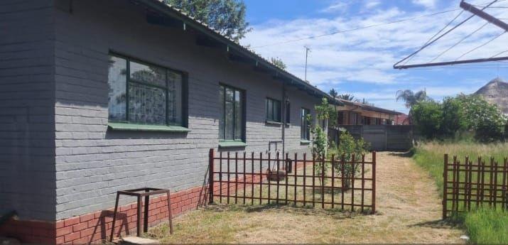 3 Bedroom House for sale in Modimolle - P24-116259601