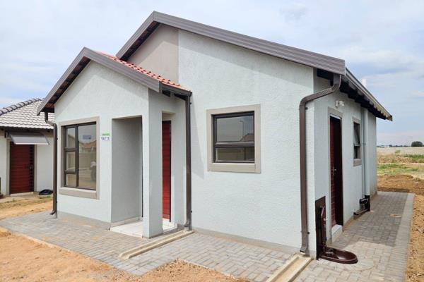 ハウス 3 Bedroom House for sale in Salfin - P24-117071414