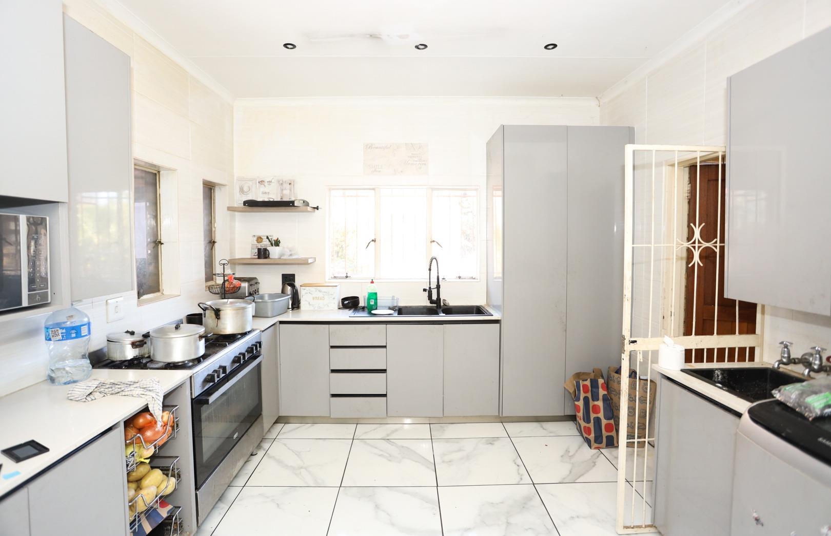4 Bedroom House for sale in The Reeds - P24-116268381