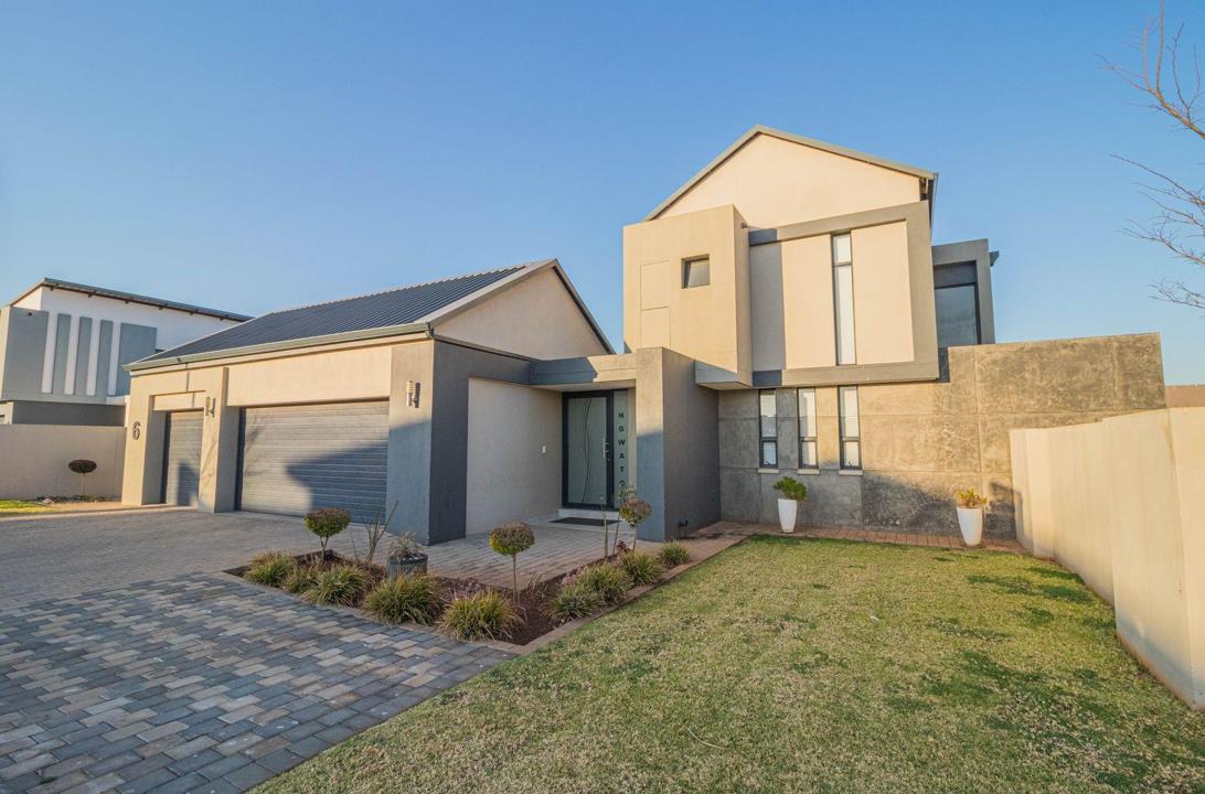 4 Bedroom House for sale in Midstream Meadows - P24-116271506
