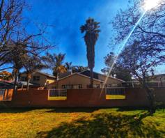 House for sale in Farrarmere