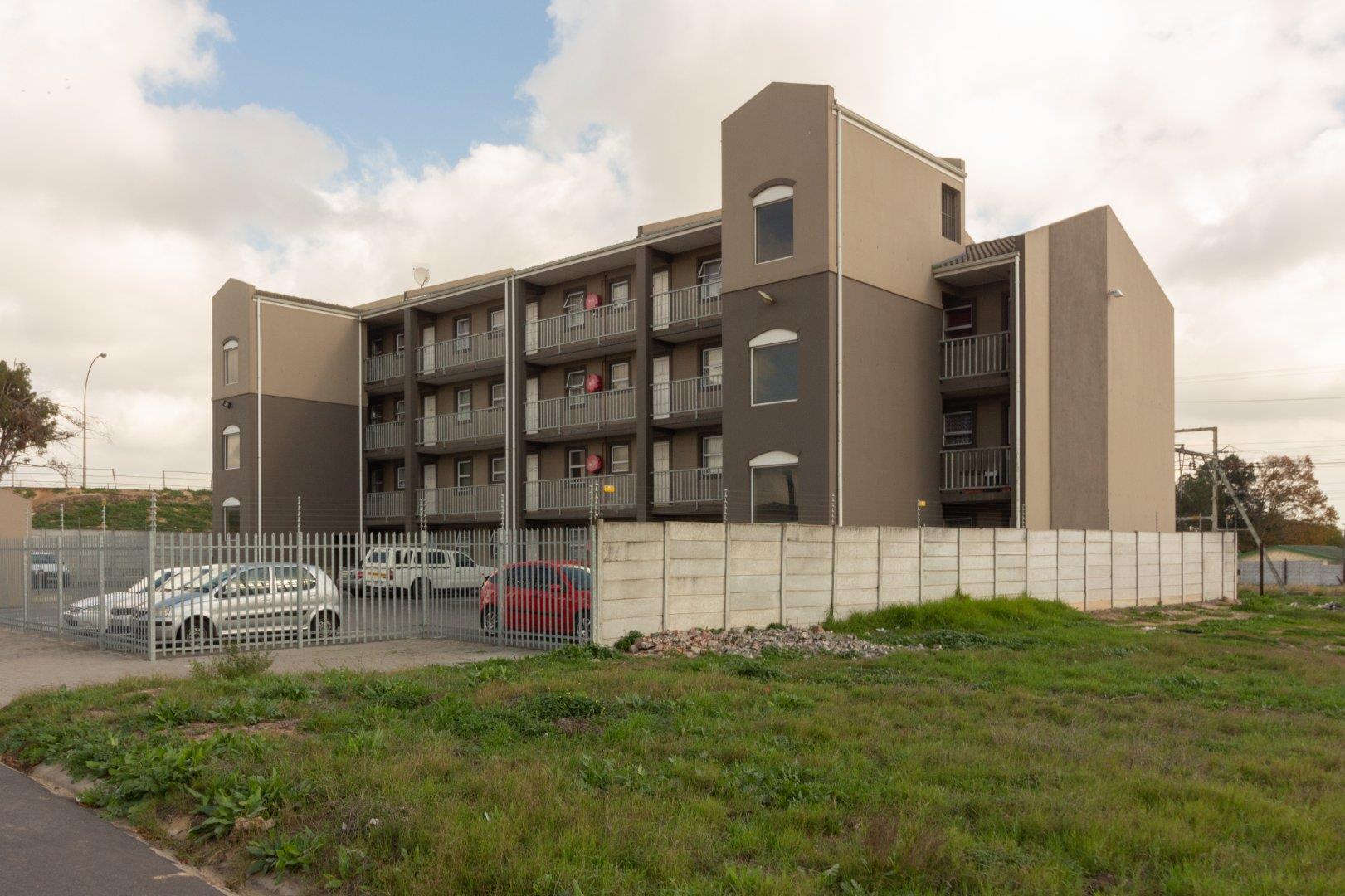 Photo of 2 Bedroom Apartment / flat for sale in Belmont Park