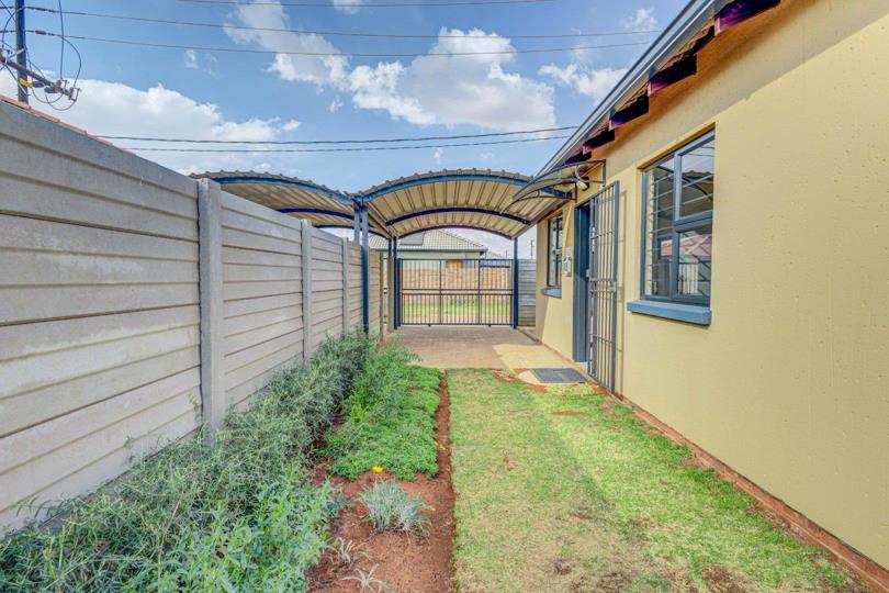 Listing number: P24-117141012, Image number: 3